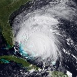 USA: uragano Irene punta verso New York. Obama, “Preparati al peggio”